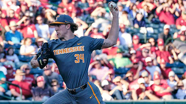 GarrettCrochetTennessee_(Rhett Hutchins)